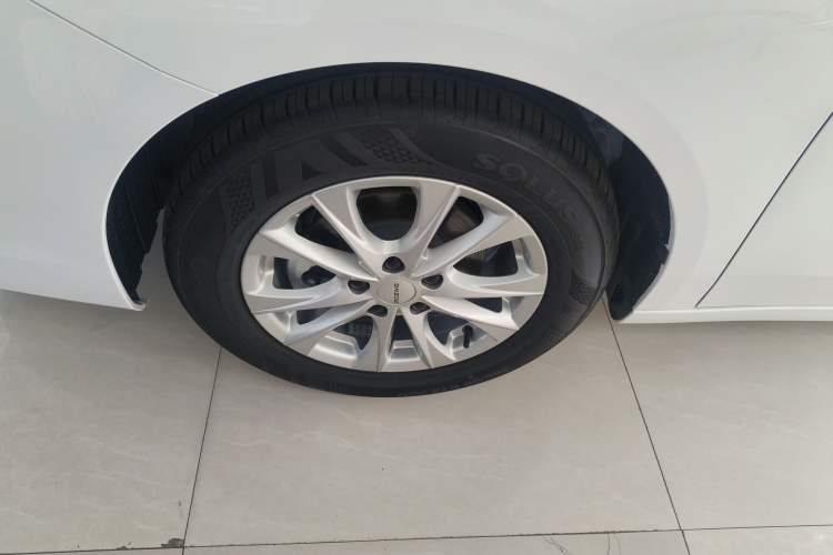 Used Roewe i5 