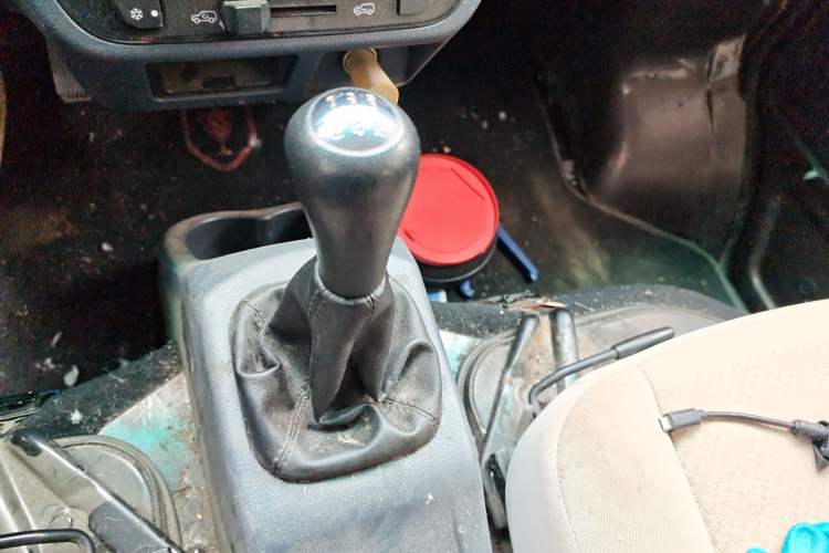 Used Jinbei Hiace X30 2021 1.5L Wealthy Edition Bus China VI Standard SWC15M
