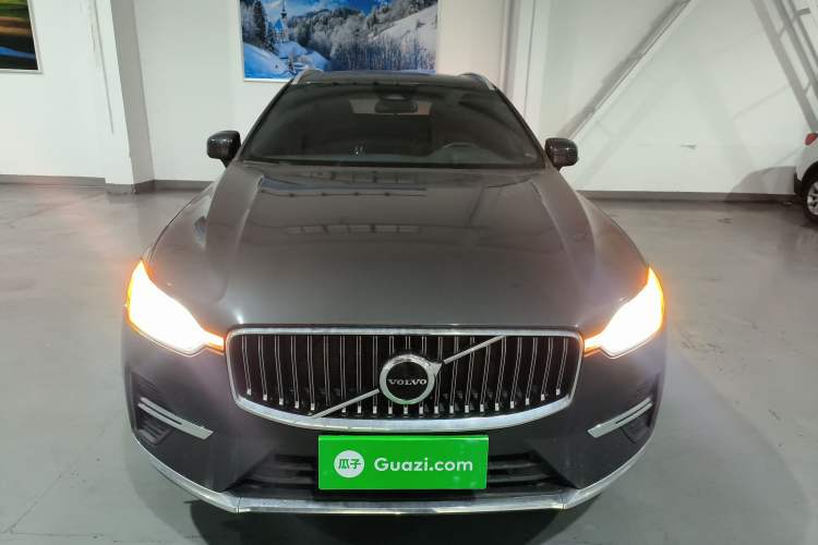 Used Volvo XC60 2024 B5 4x4 Smart Luxury Edition