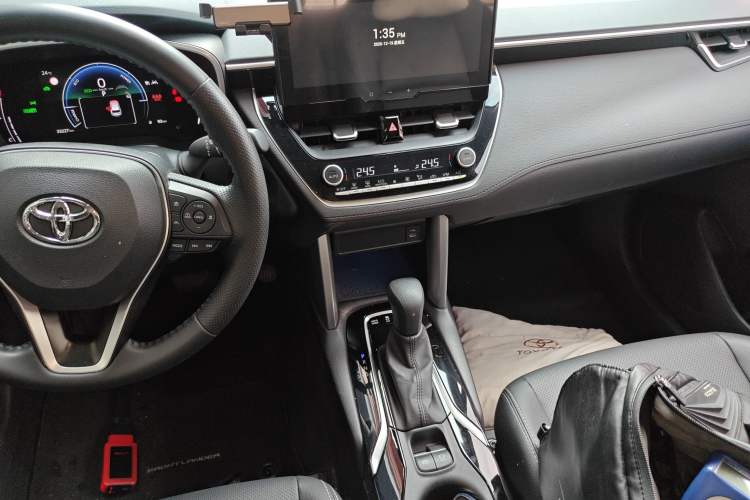 Used Toyota FRONTLANDER 2023 2.0L Smart Electric Hybrid Dual-Engine Luxury Edition
