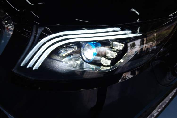 Used Mercedes-Benz Vito 2021 2.0T Elite Version 7 Seats