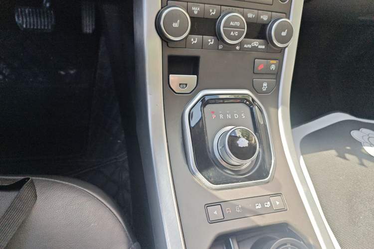 Used Land Rover Range Rover Evoque 2016 2.0T SE Smart Glow Edition