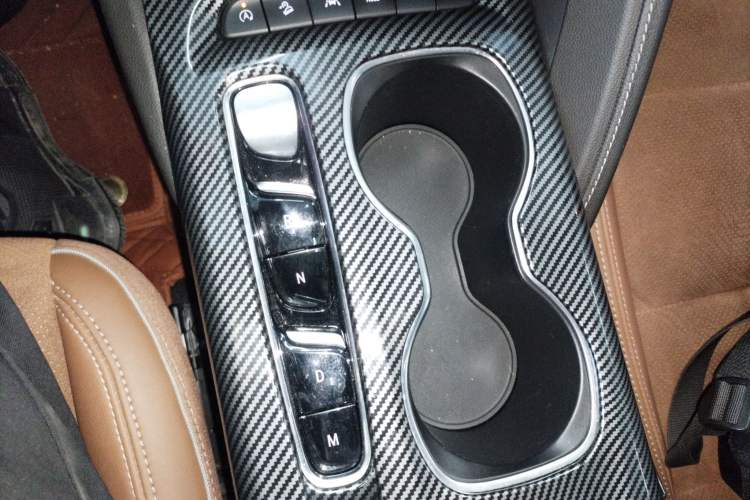 Used Buick Envision 2020 Encore S 652T Four-Wheel Drive Luxury Model
