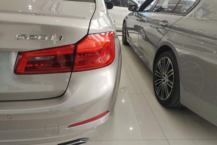 Used BMW 5 Series 2018 528Li Launch Special Edition