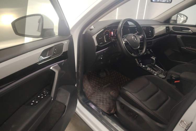 Used Volkswagen Tayron 2019 330TSI Two-Wheel Drive Luxury Model China VI Standard