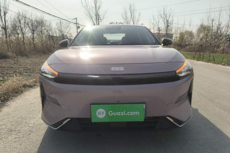 Used  L6 2024 125km Creative Edition
