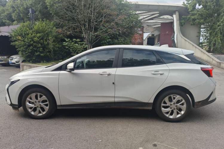 Used Buick Velite 6 2024 450km Range Commuter Version
