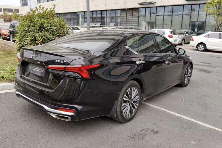 Used Nissan Teana 2022 2.0L XL-Upr Enjoyment Edition
