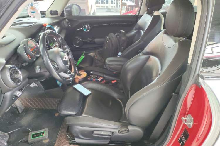 Used  MINI 2016 2.0T COOPER S Pioneer Edition
