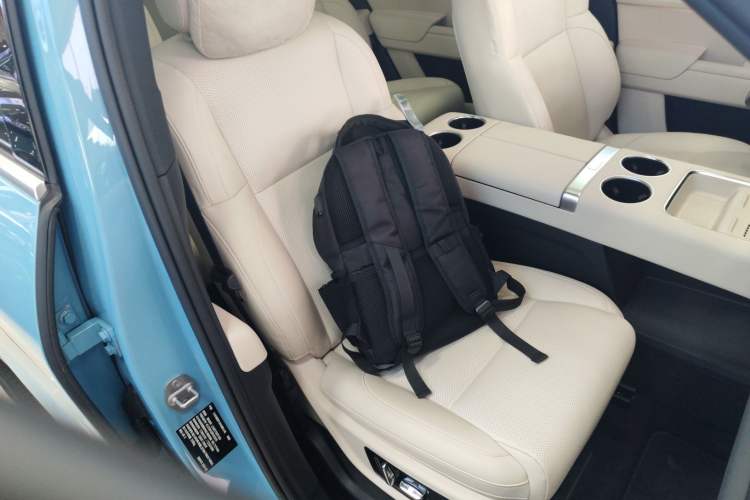 Used Li Auto L8 2024 Max
