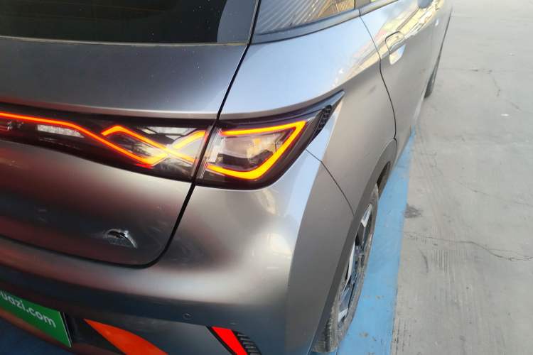 Used BYD Dolphin 2021 405 km Fashion Edition
