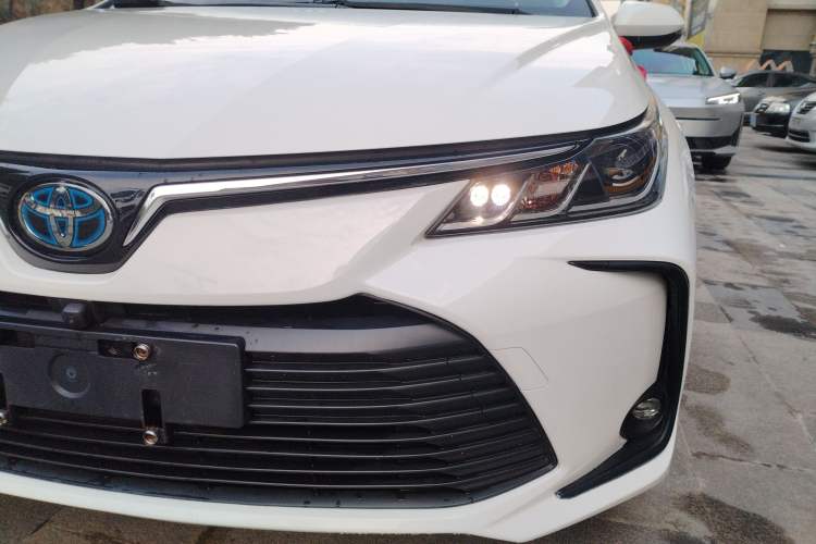 Used Toyota Corolla 2021 Dual-Engine 1.8L E-CVT Pioneer Edition