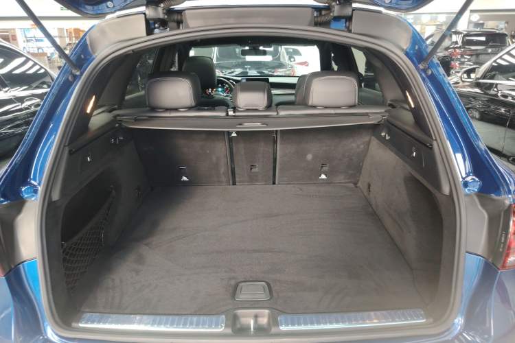 Used Mercedes-Benz GLC 2020 GLC 260 L 4MATIC Luxury Model