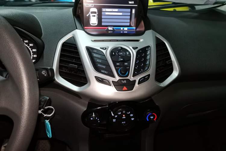 Used Ford EcoSport 2013 1.5L Automatic Fashion Model