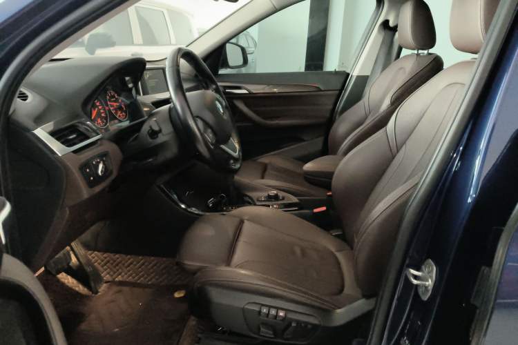 Used BMW X1 2018 sDrive18Li Luxury Model
