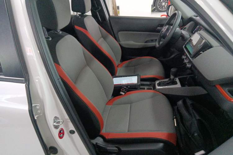 Used Honda LIFE 2021 1.5L CVT SPORT Heartbeat Edition
