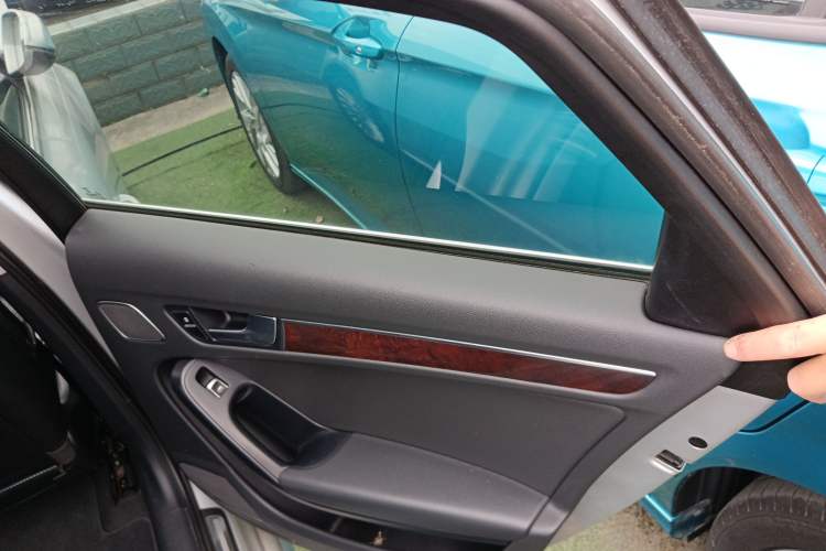 Used Audi A4L 2015 35 TFSI Automatic Comfort Model
