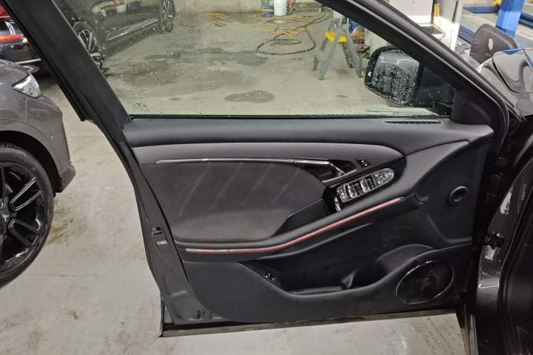 Used VOYAH FREE 2025 318 318 km Rear-Drive Touring Edition
