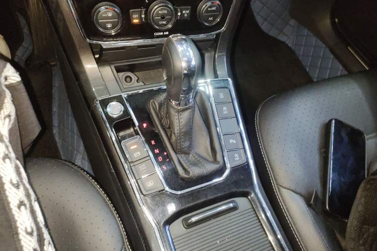 Used Volkswagen Passat 2016 330TSI DSG Prestige Edition
