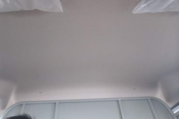 Used Wuling Hongguang V 2022 1.5L Jingqu Edition Enclosed-Window Vehicle with Electric Power Steering LAR
