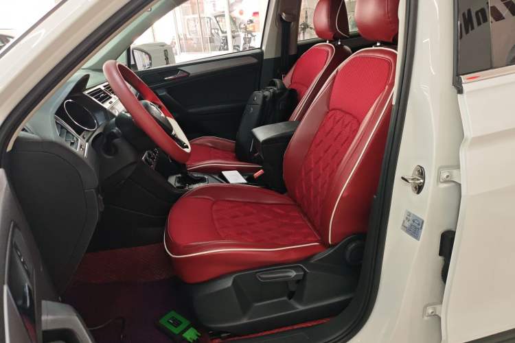 Used Volkswagen Tiguan L 2017 330TSI Automatic Two-Wheel Drive Luxury Edition
