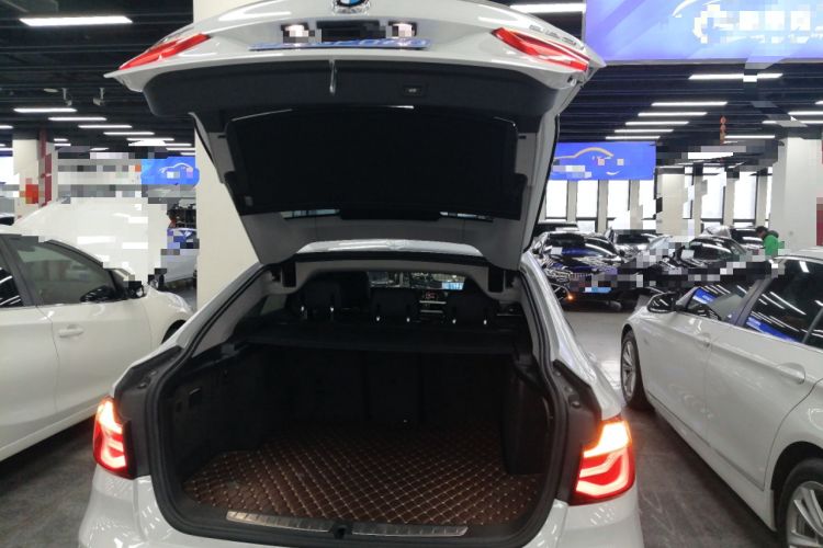 Used BMW 3 Series GT 2017 320i Sport Edition
