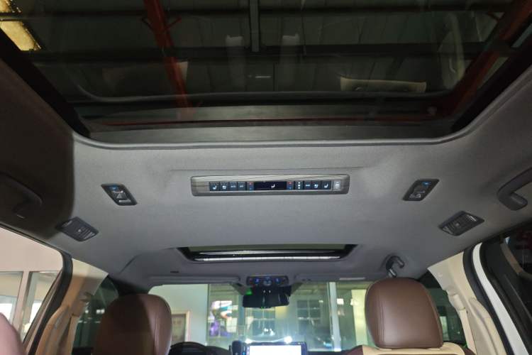 Used Toyota Sienna 2021 2.5L Hybrid Ultimate Edition