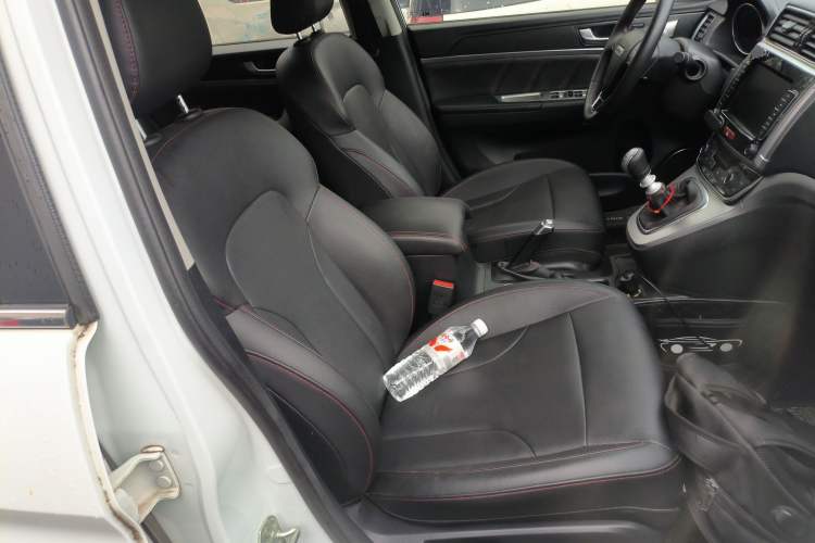 Used Haval M6 2019 1.5T Manual Two-Wheel Drive Elite Version China VI Standard