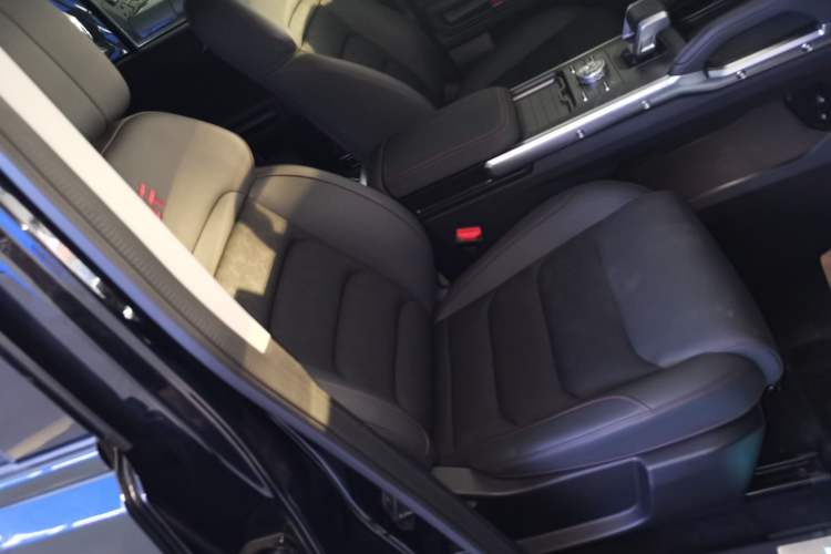 Used JETOUR Traveler 2023 2.0T All-Wheel-Drive Crosser
