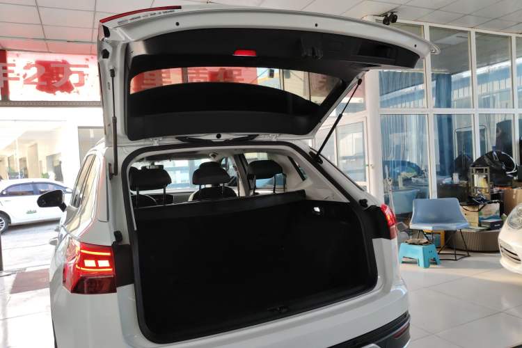 Used Volkswagen Tayron 2020 330TSI Two-Wheel Drive Luxury Smart Connectivity Version
