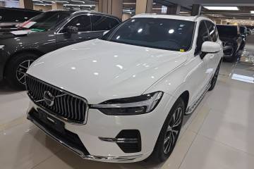 Used Volvo XC60 2023 B5 4x4 Smart Luxury Edition