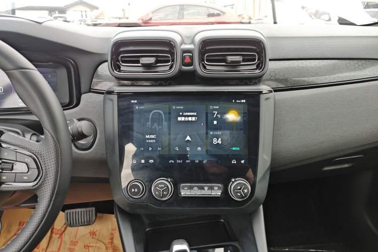 Used Lynk & Co 03 2022 2.0TD DCT GenioPlus
