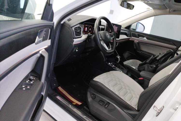 Used Volkswagen Tayron 2023 300TSI Two-Wheel-Drive Luxury Plus Advanced Edition