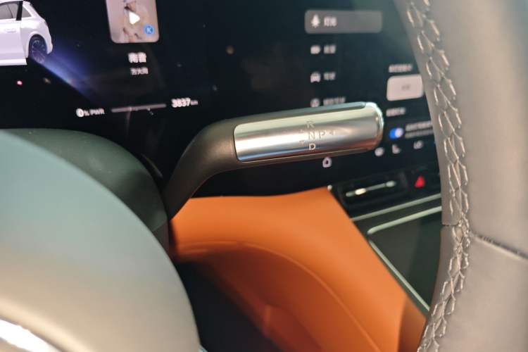 Used Hima AITO M8 2025 Extended-Range Ultra Version 53.4 kWh 5-Seater Edition
