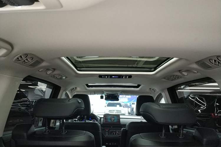 Used Honda Odyssey 2024 2.0L eHEV Sharp·Luxury Edition
