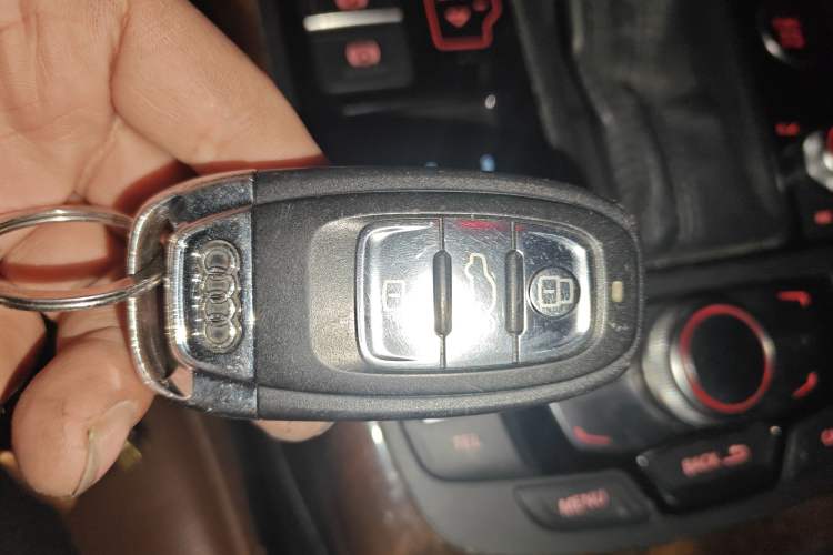 Used Audi A6L 2014 30 FSI Comfort Model
