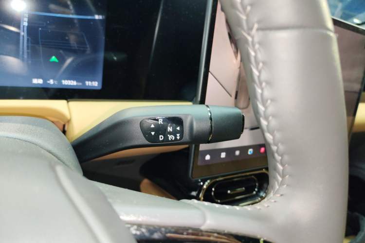 Used Leapmotor C01 2024 Range-Extended 316 Deluxe Edition