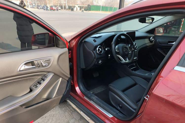 Used Mercedes-Benz GLA 2019 GLA 200 Fashion Model