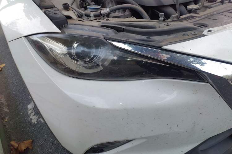 Used Mazda CX-4 2018 2.0L Automatic Two-Wheel Drive Blue Sky Premium Upgrade Version China VI Standard
