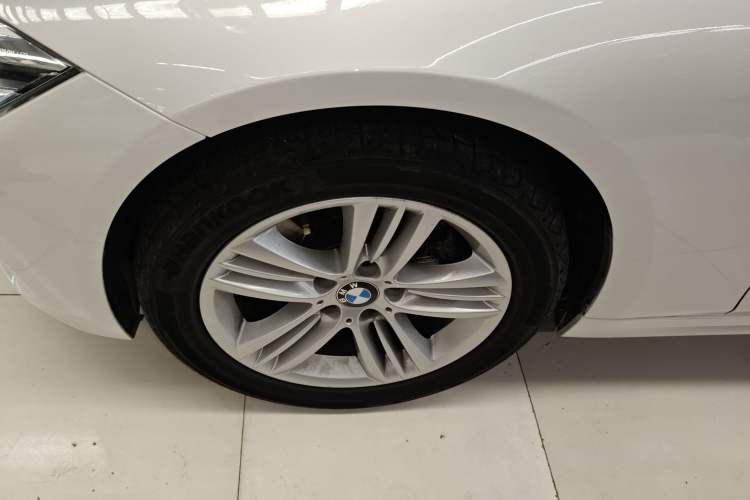 Used BMW 3 Series 2017 320Li Fashion Model
