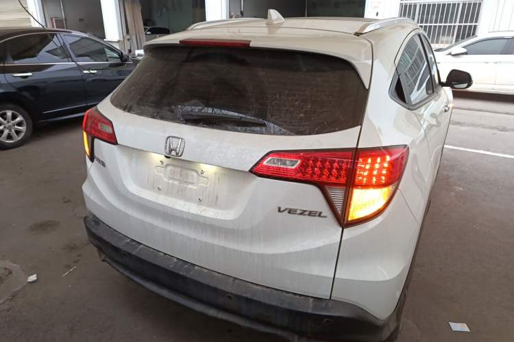 Used Honda Vezel 2020 1.5L CVT Pioneer Edition
