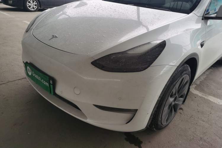 Used Tesla Model Y 2021 Long-Range All-Wheel-Drive Version 3D7
