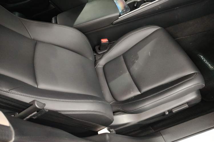 Used Honda Accord 2018 Rui Hybrid 2.0L Rui Ling Edition China VI
