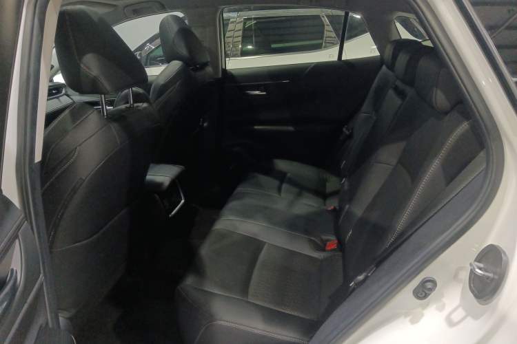 Used Toyota Venza 2022 2.0L CVT Two-Wheel Drive Prestige Edition
