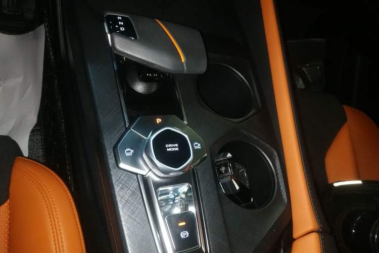 Used Changan UNI-V 2023 1.5T Sport Edition
