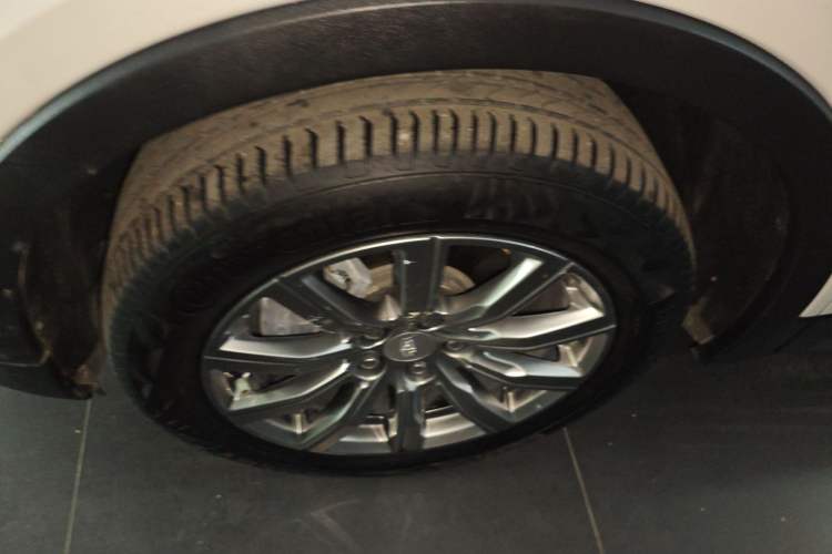 Used Cadillac XT4 2018 28T Two-Wheel Drive Leading Version
