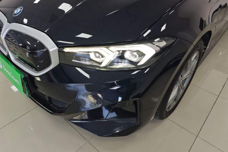 Used BMW i3 2022 eDrive 35 L
