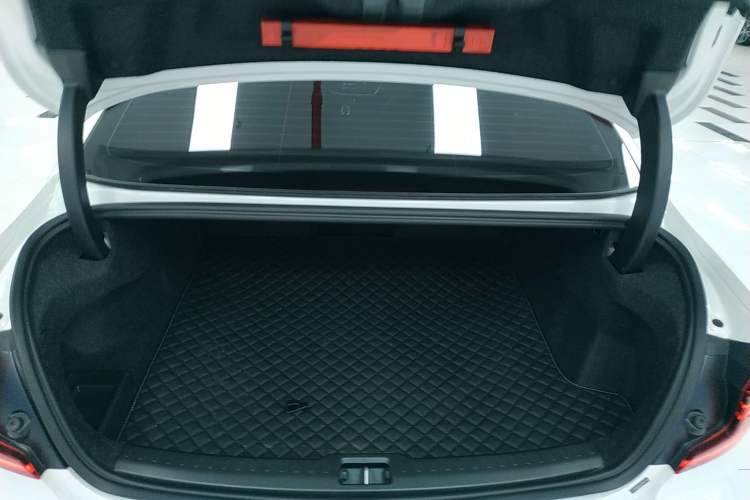 Used Volvo S60 2025 B4 Zhiyuan Luxury Edition
