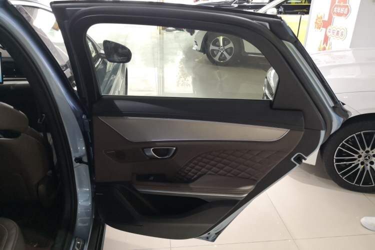 Used BYD Han 2023 EV Champion Edition 605KM Front-Drive Premium Model
