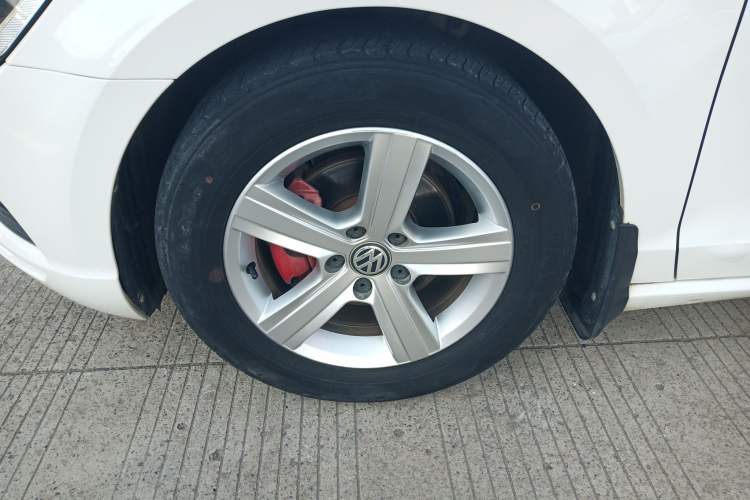 Used Volkswagen Lamando 2017 230TSI DSG Fashion Edition
